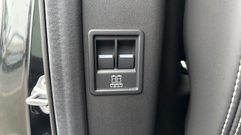 Land Rover Discovery 3.0 D300 Metropolitan Edition 5dr Auto Diesel Station Wagon